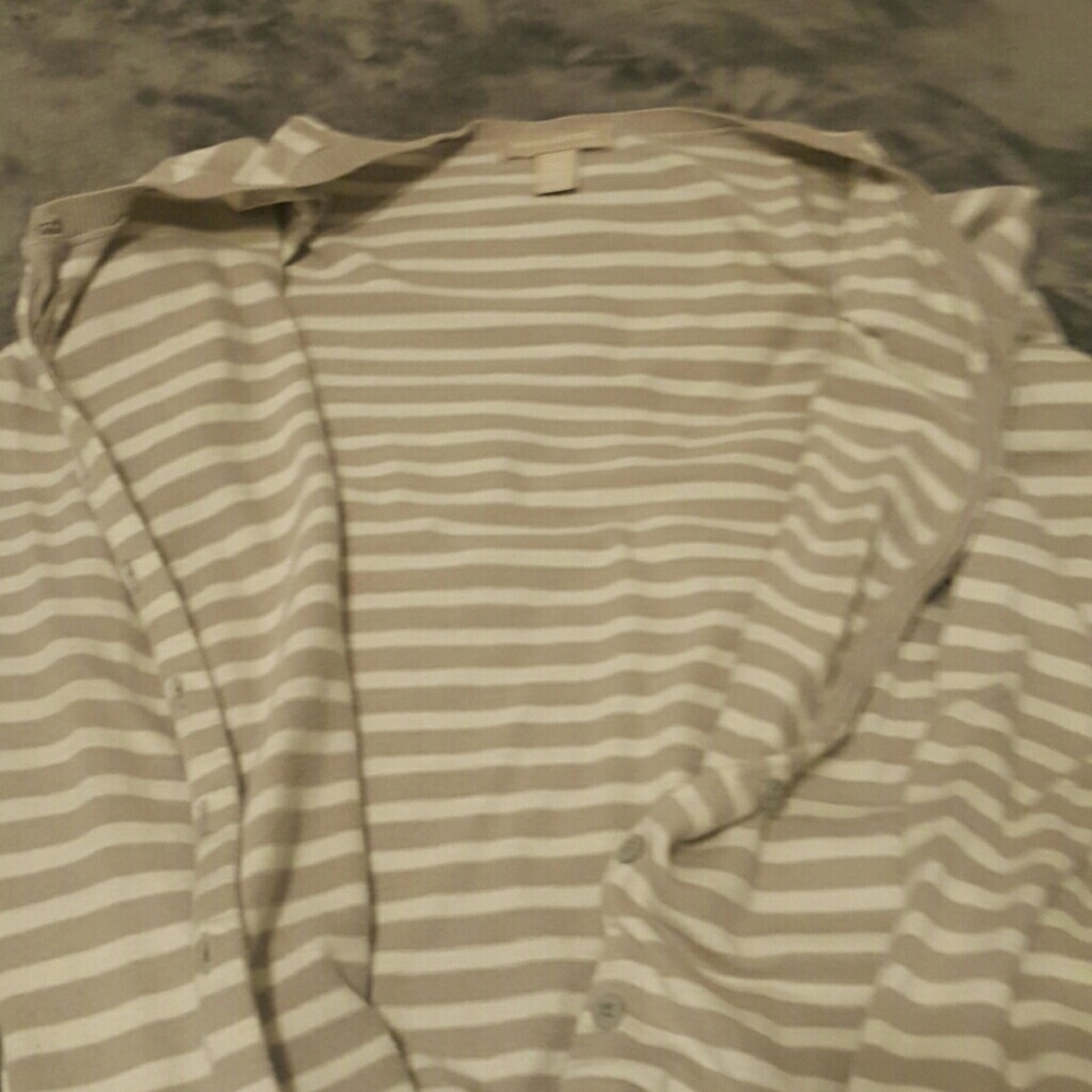 Sweater - Picture 3 of 3